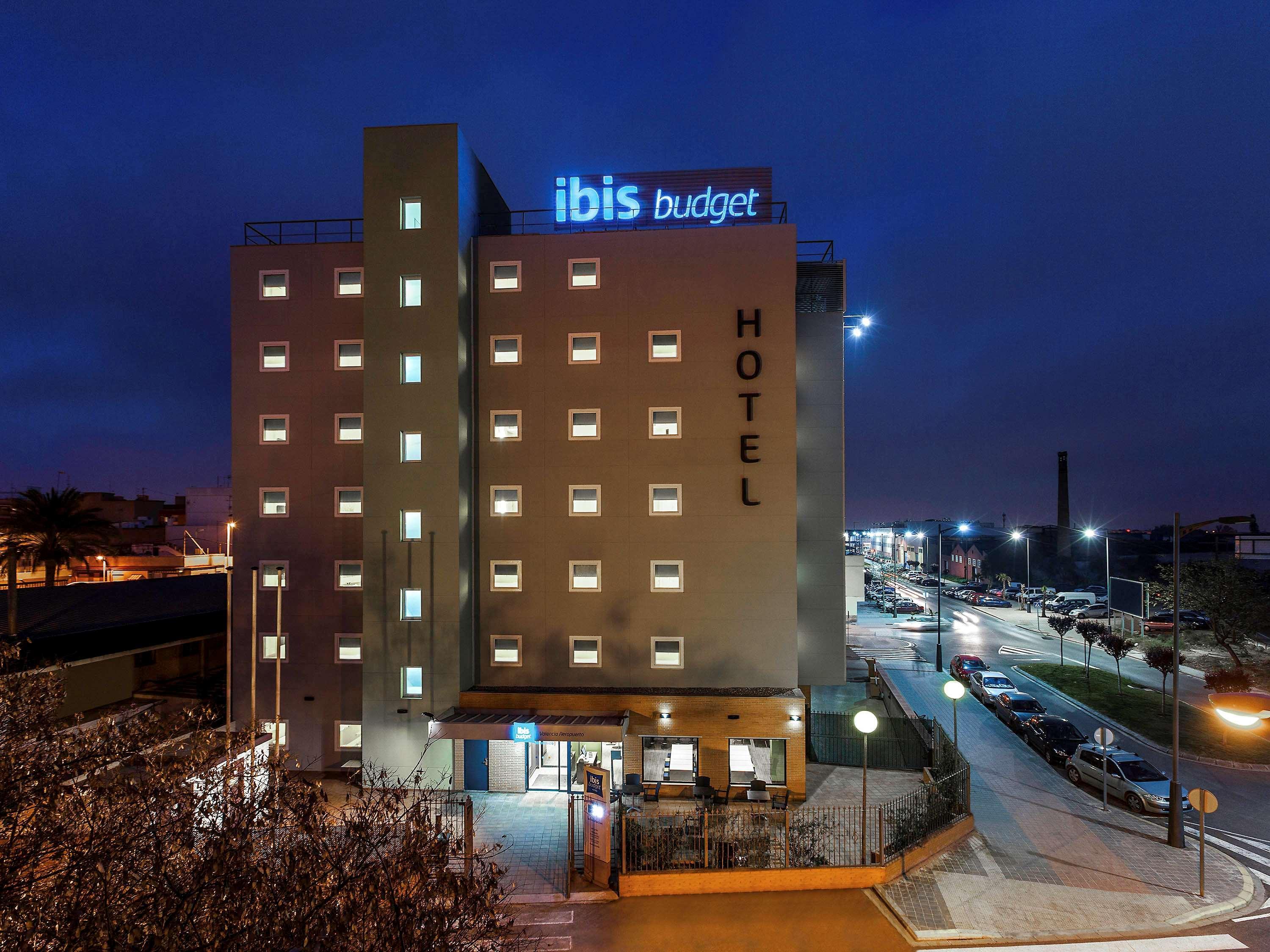 Ibis Budget Valencia Aeropuerto Hotel มานิเซส ภายนอก รูปภาพ